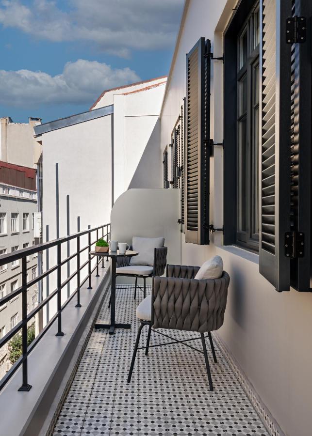 Gleam Collection Hotel اسطنبول المظهر الخارجي الصورة A balcony